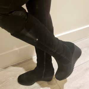 Black Suede Tall Woman's Wedge Boots Waterproof La Canadienne sz 8 (7.5)